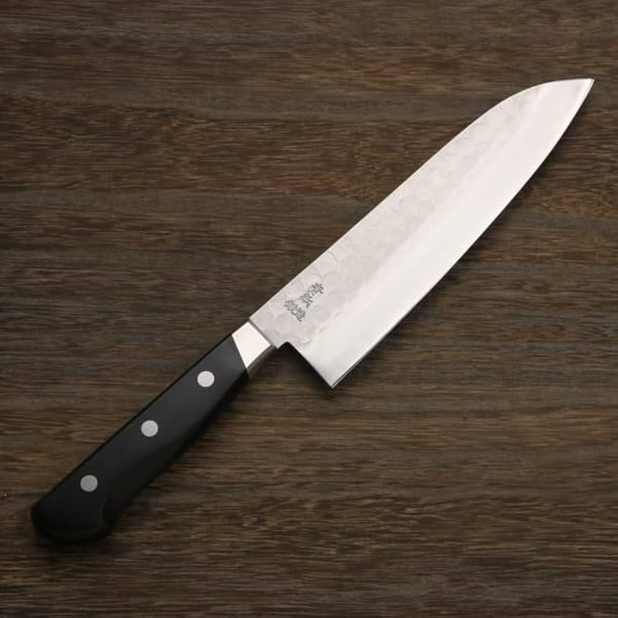 Amazon | 鍛造 割込 青紙鋼 三徳包丁 180mm 梨地槌目 斜め口金