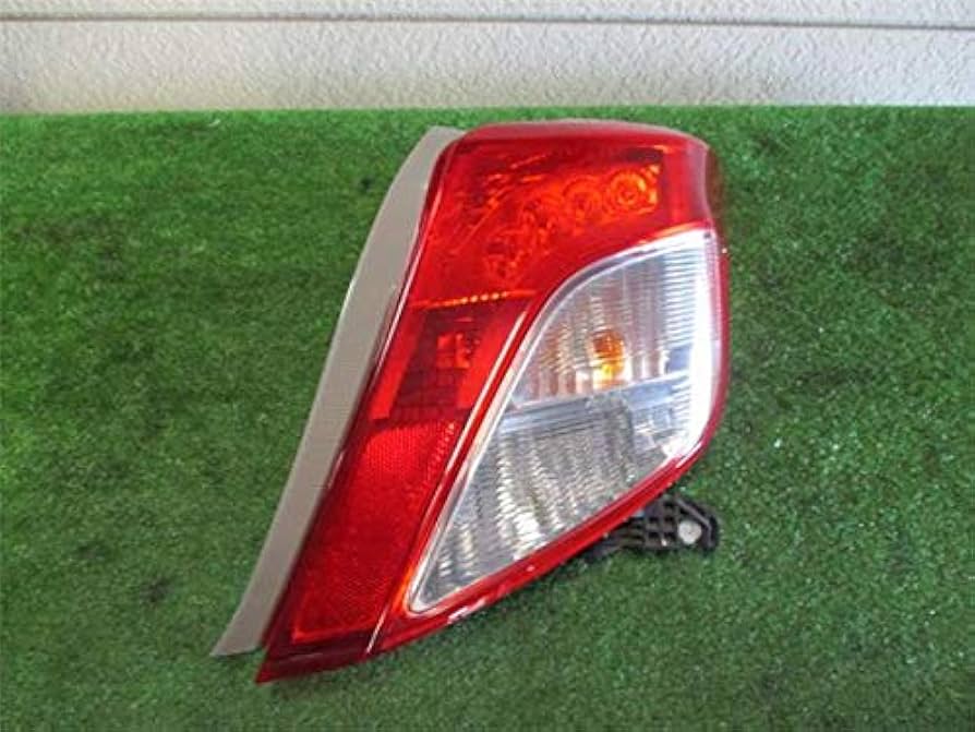 Amazon | トヨタ 純正 ヴィッツ P130系 《 NSP130 》 右テールランプ