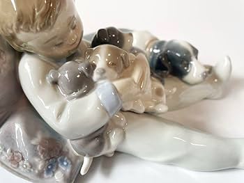 Amazon.co.jp: 絶版品 リヤドロ LLADRO 1535 みんな、おねんねBOX付