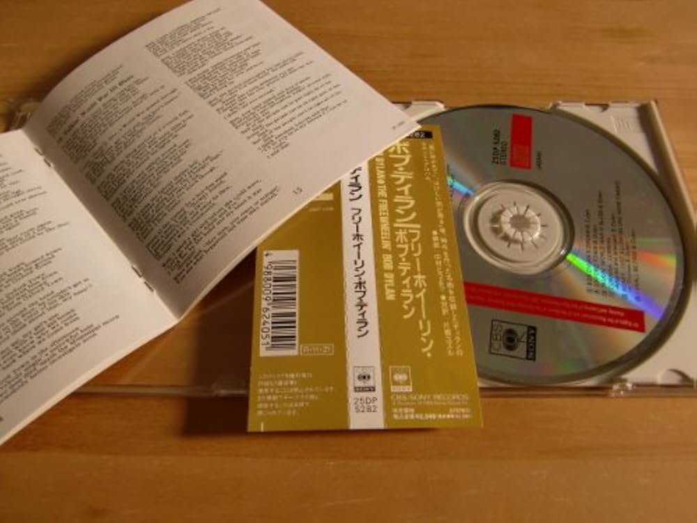 フリーホイーリン・ボブ・ディラン - Amazon.com Music