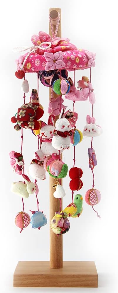Amazon | OKBABY つるし雛 つるし飾り 吊るし飾り 天然木製台付 吊るし