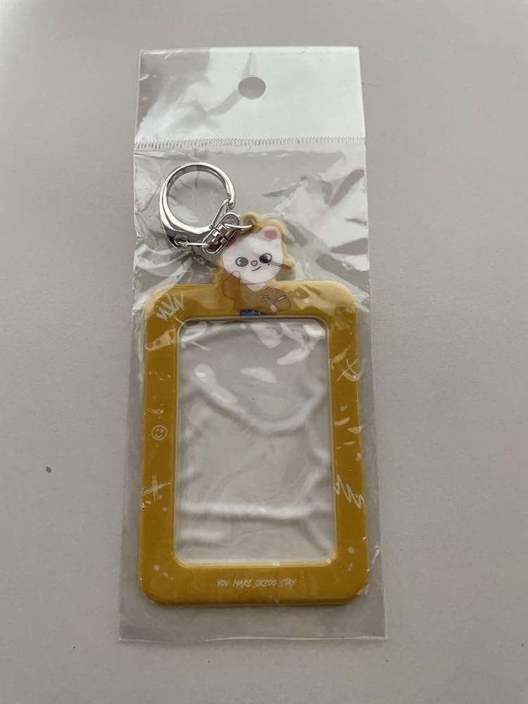 Amazon.co.jp: StrayKids スキズ ヒョンジン skzoo トレカケース