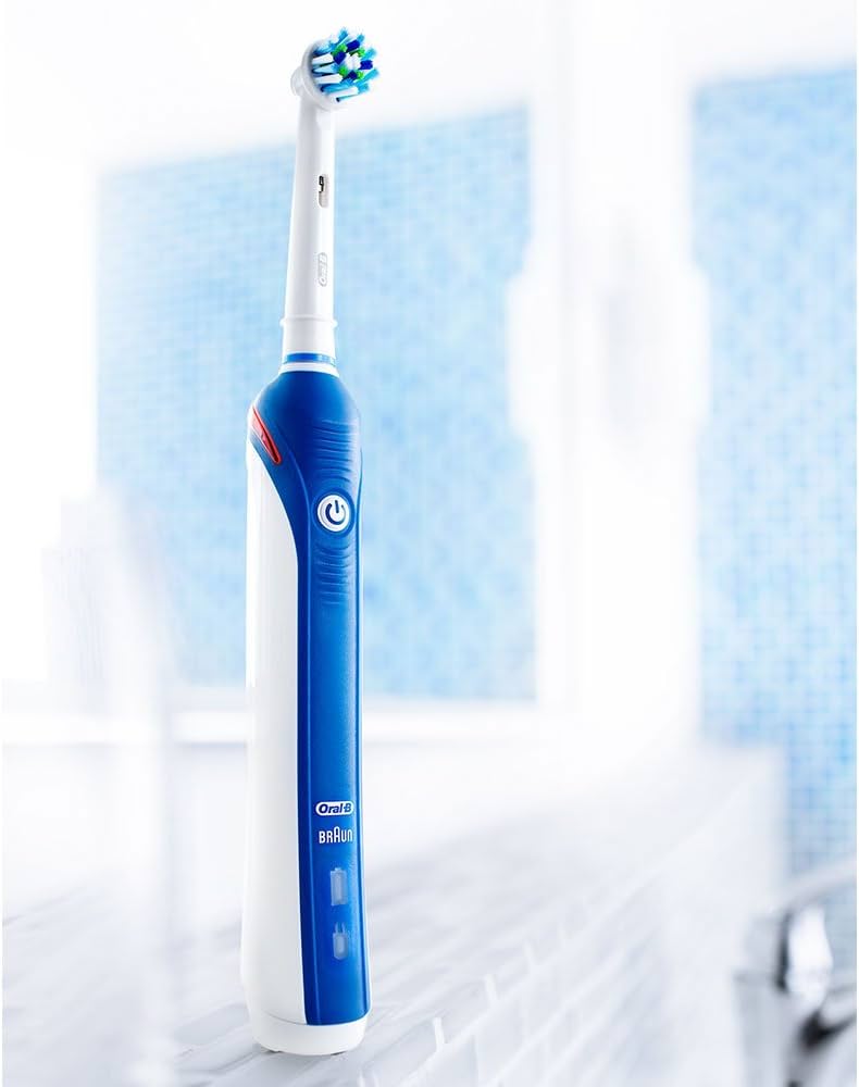 Amazon.co.jp: ブラウン オーラルB PRO3000 電動歯ブラシ D205354MN