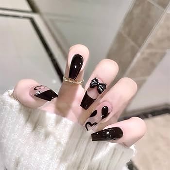 Amazon | ネイルチップ つけ爪 ネイルプレスおしゃれ 黒 ショート 簡単