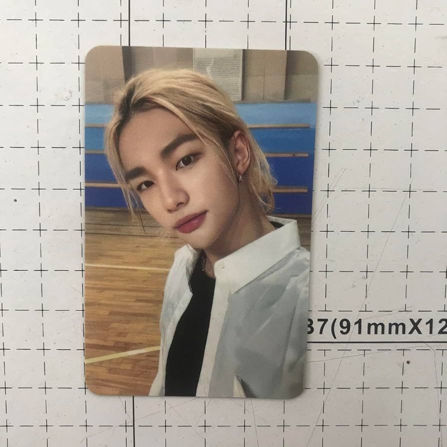 Amazon.co.jp: スキズ StrayKids ヒョンジンApple Music IN生 特典