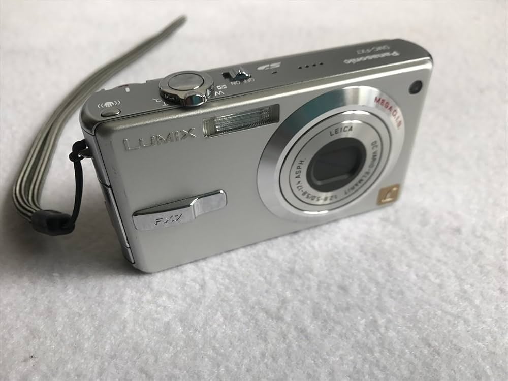Amazon | パナソニック LUMIX FX7 シルキーシルバー DMC-FX7-S
