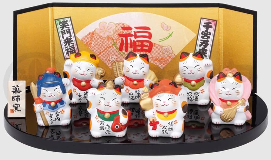 Amazon.co.jp : 薬師窯 錦彩 七福神 招き猫セット(小) : ホーム＆キッチン