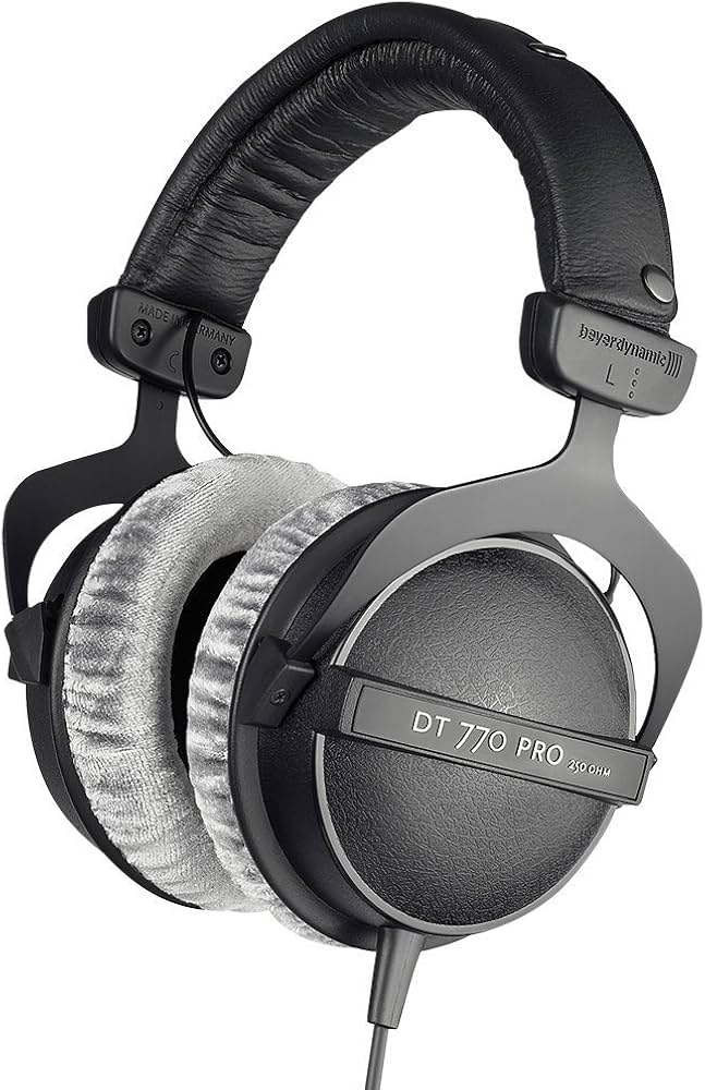 Amazon | Beyerdynamic DT 770 PRO 250Ω 密閉型オーバーヘッド