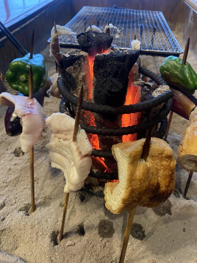 Amazon.co.jp: 原始焼き串焼き魚焼きyumi's囲炉裏4Lろばた炭金枠五徳