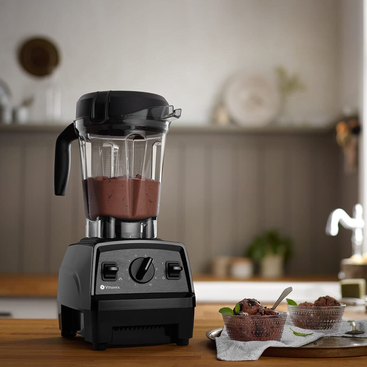 Vitamix E320 Explorian Blender Black, 64 oz : Amazon.ca: Home