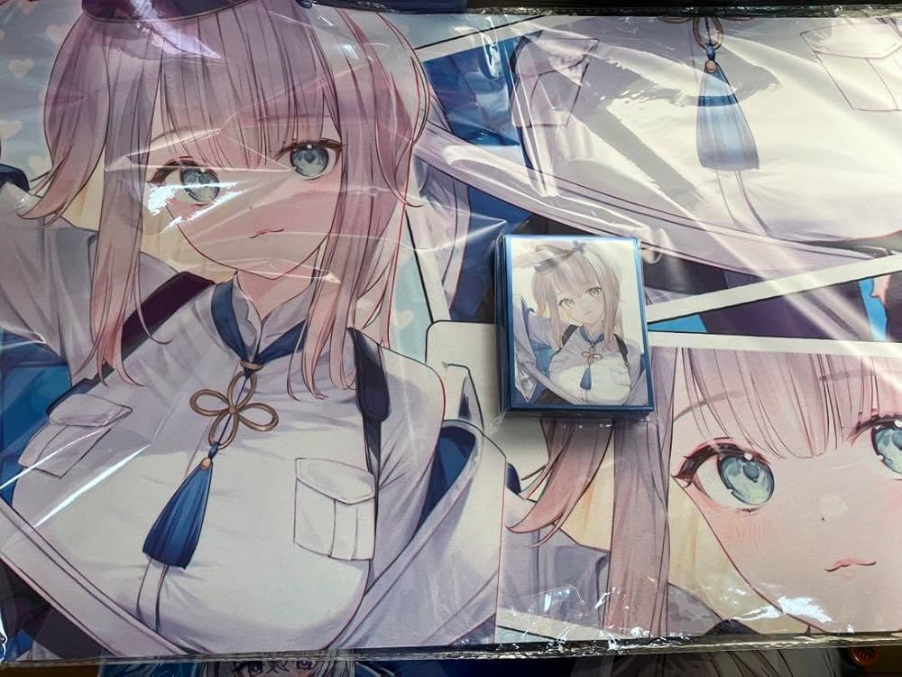 Amazon.co.jp: 白詰草 栞葉るり スリーブ プレイマット : おもちゃ