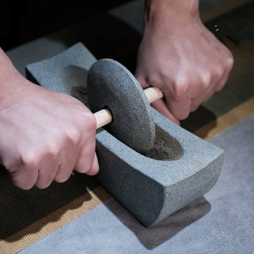 Amazon｜石臼 セット 乳鉢 青石製 ハーブすり鉢漢方薬用品 キッチン