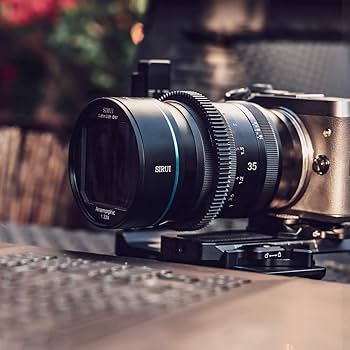 Amazon.com : SIRUI 35mm Anamorphic Lens F1.8 1.33X APS-C Cinema