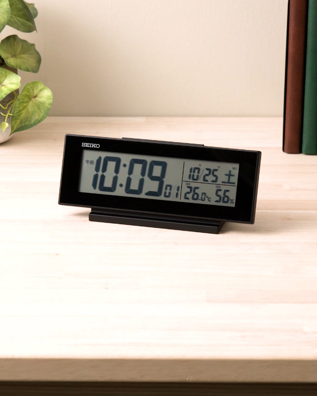 Amazon.co.jp: セイコークロック(Seiko Clock) 目覚まし時計 常時点灯