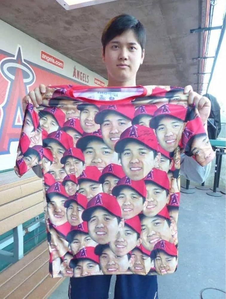 Amazon.co.jp: 大谷翔平 Tシャツ 顔だらけ ユニフォーム 正規品