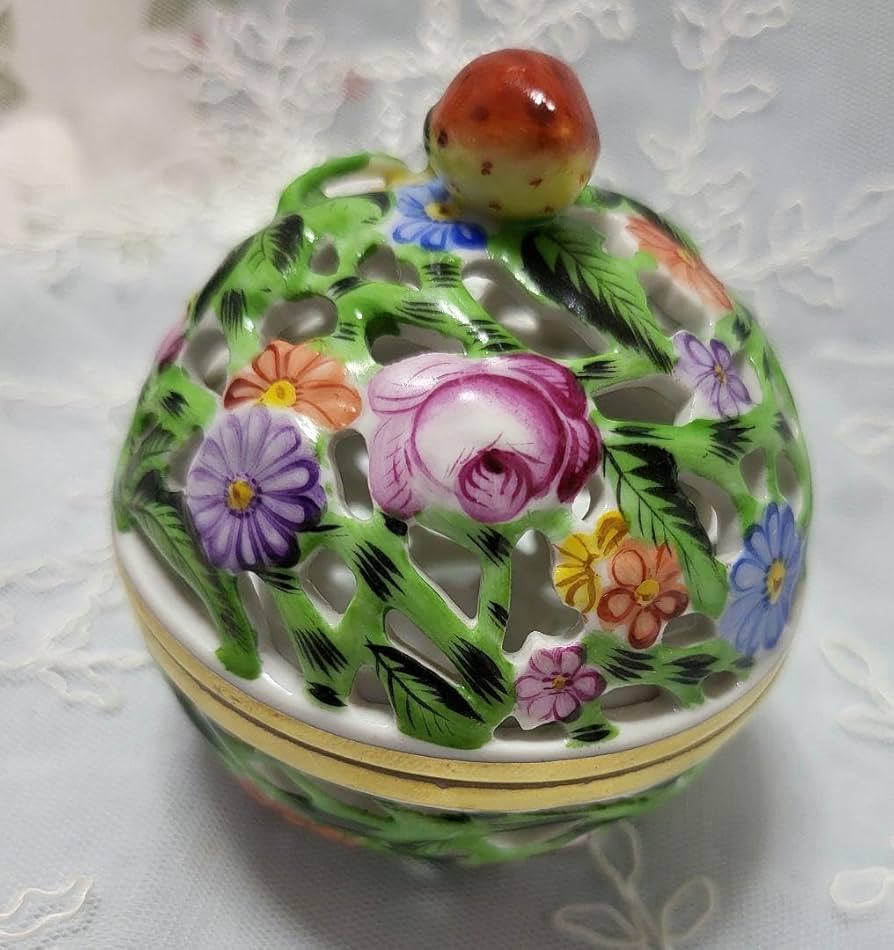 Amazon.co.jp: ヘレンド ファンタジーシリーズ 透かし ボンボン入れ