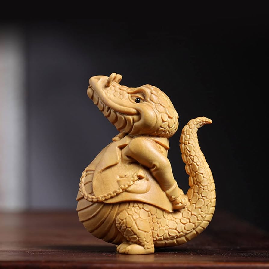 Amazon.co.jp: YZBQEJ ミニチュア 木彫り ワニ 置物 7cm 高級天然ツゲ