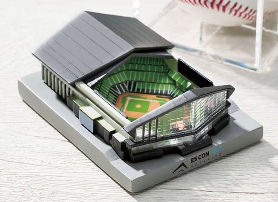 Amazon | エスコンフィールドHOKKAIDO レプリカ 模型 | プラモデル 通販