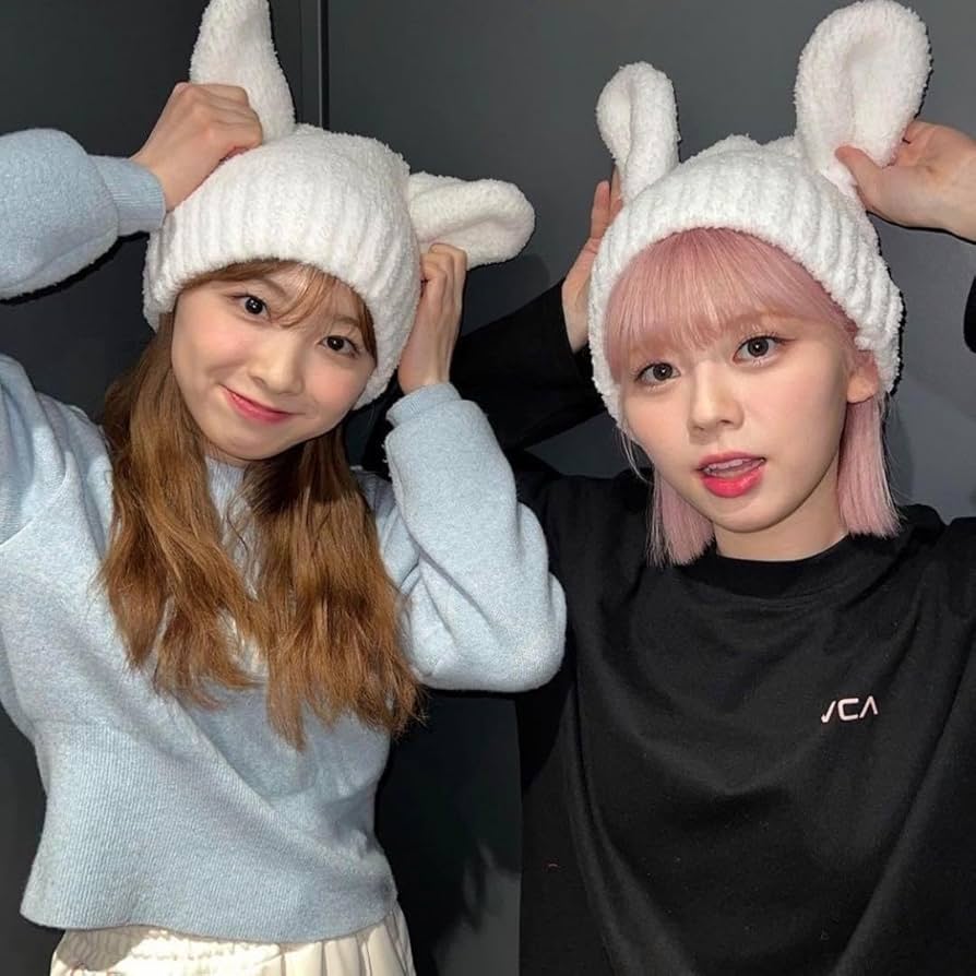 Amazon.co.jp: 耳付き 帽子 NiziU ミイヒ リク 着用 インスタ 羊