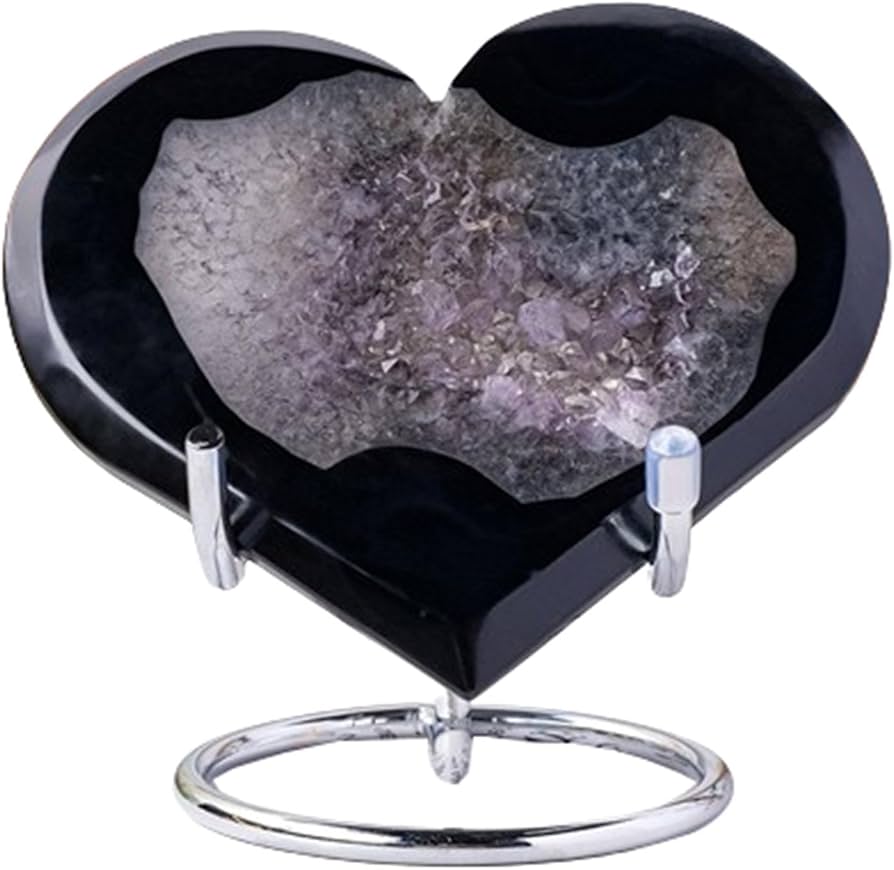 Amazon｜天然水晶黒瑪瑙ジオード ハート型グレーストライプ瑪瑙