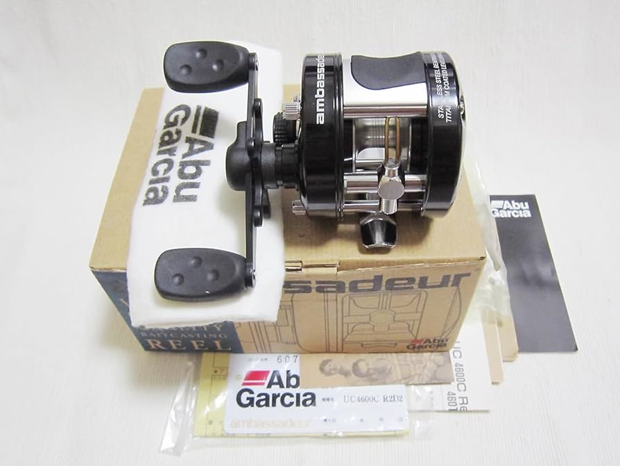 Amazon.co.jp: ABU AMBASSADEUR アブ アンバサダー UC 4600C REAL 2