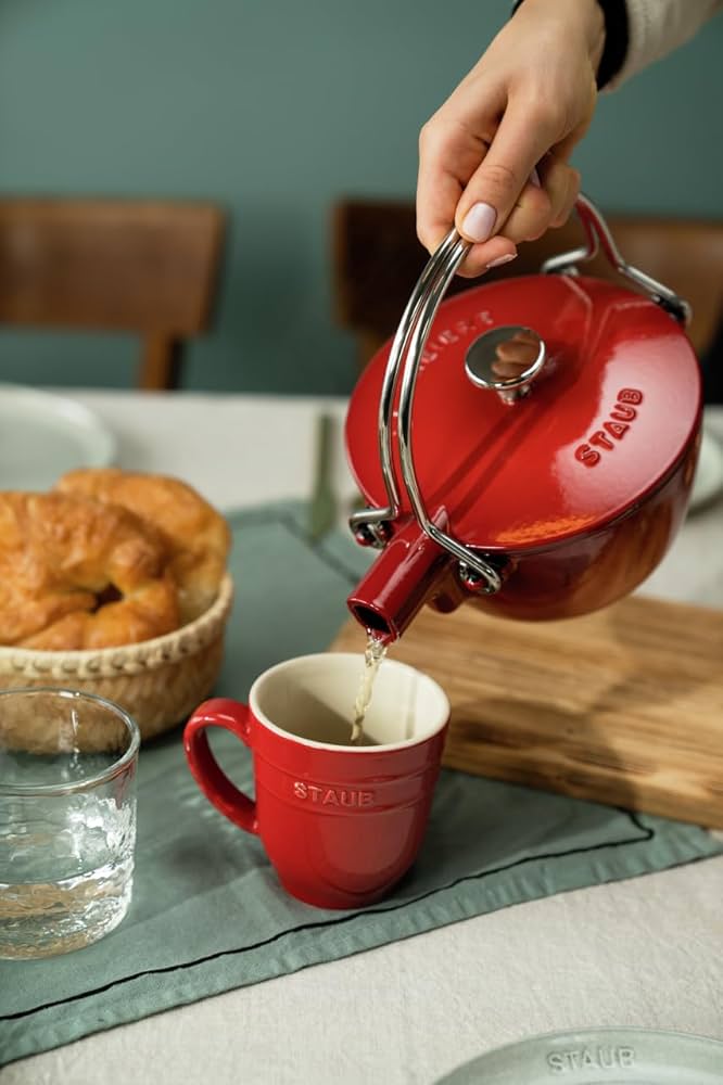 Amazon｜staub ストウブ 「 ラウンド ティーポット チェリー 16.5cm