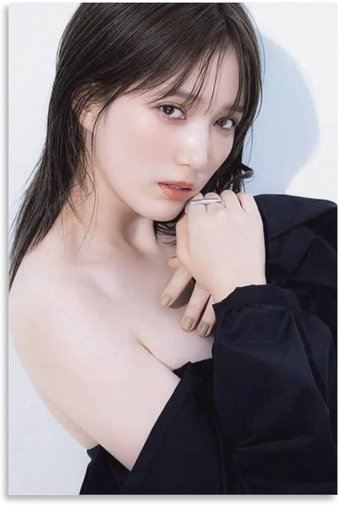 Amazon.co.jp: 本田翼 フォトブックキャンバスアートポスターと