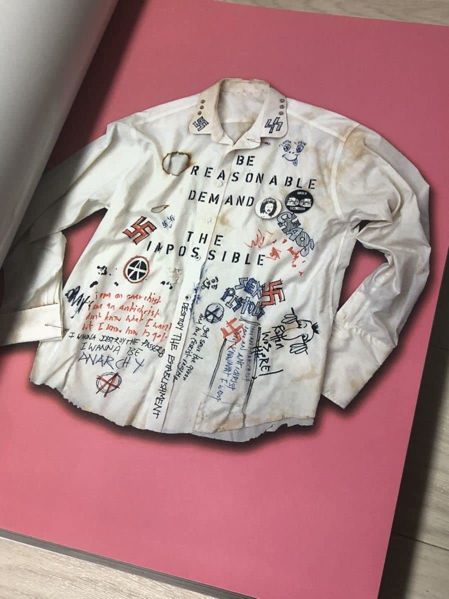 Amazon.co.jp: SEDITIONARIES セディショナリーズ 限定 写真集 海外