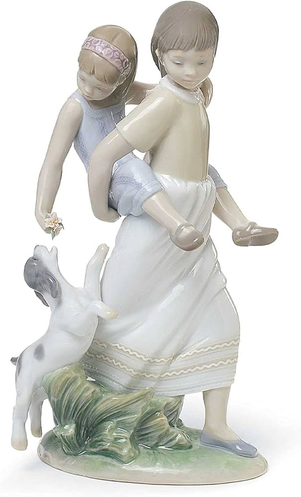 Amazon.co.jp: Lladro Oh Happy Days 磁器彫刻 : ホーム＆キッチン