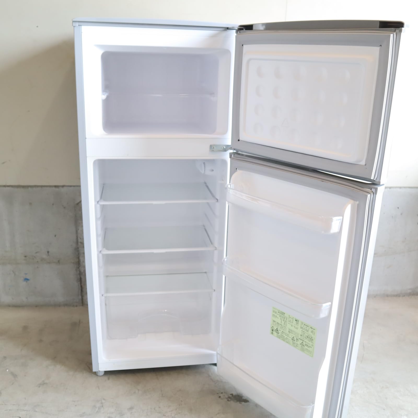 Amazon.co.jp: シャープ SHARP 冷蔵庫 118L(幅48cm) 右開き シルバー系