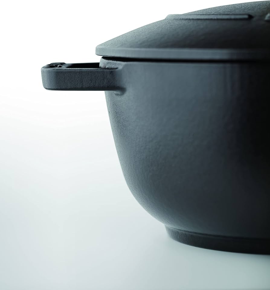 Amazon.com: staub Wa-NABE 40501-009 Wanabe Black L 20cm Two-Handed