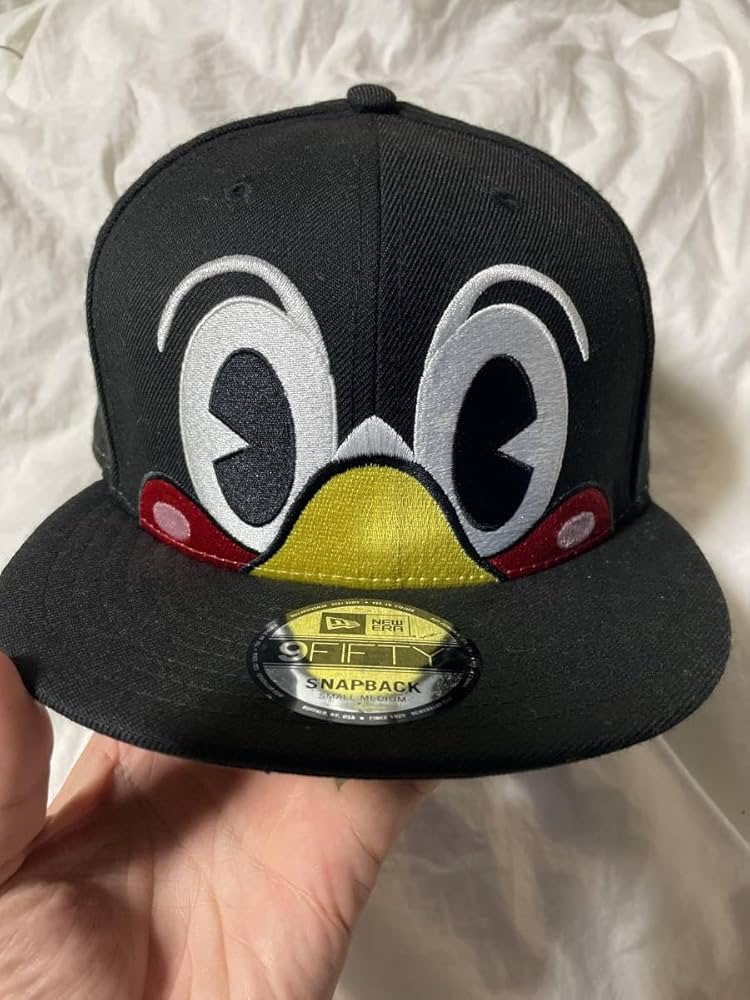 Amazon.co.jp: 最新2023モデル 東京ヤクルトスワローズ ニューエラ