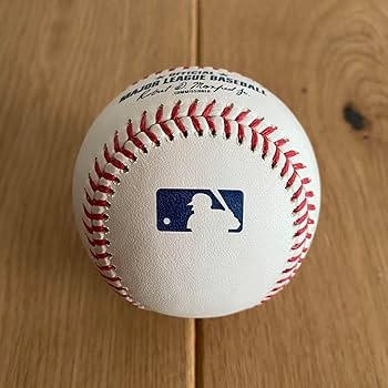 Amazon.co.jp: ヌートバー サインボール直筆サインボールラーズヌート