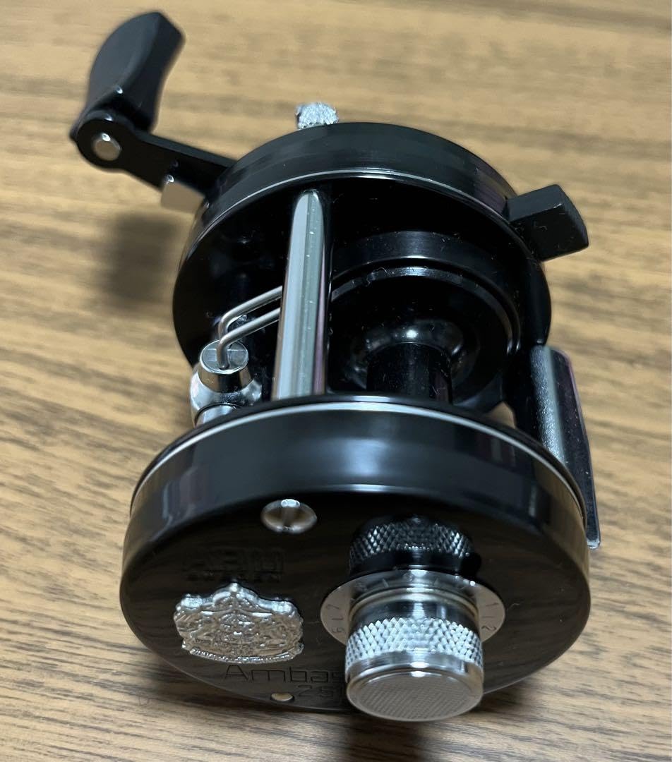 Amazon.co.jp: ABU アンバサダー 2500C 復刻 ブラック : おもちゃ