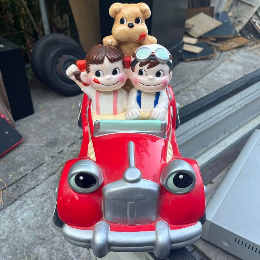 Amazon.co.jp: 不二家 ペコちゃん ペコポコハッピードライブ 陶器製 車