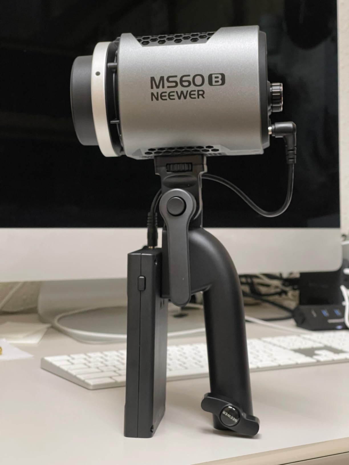 NEEWER MS60B 2.4G/APP制御 65W LEDビデオライト – NEEWER.JP