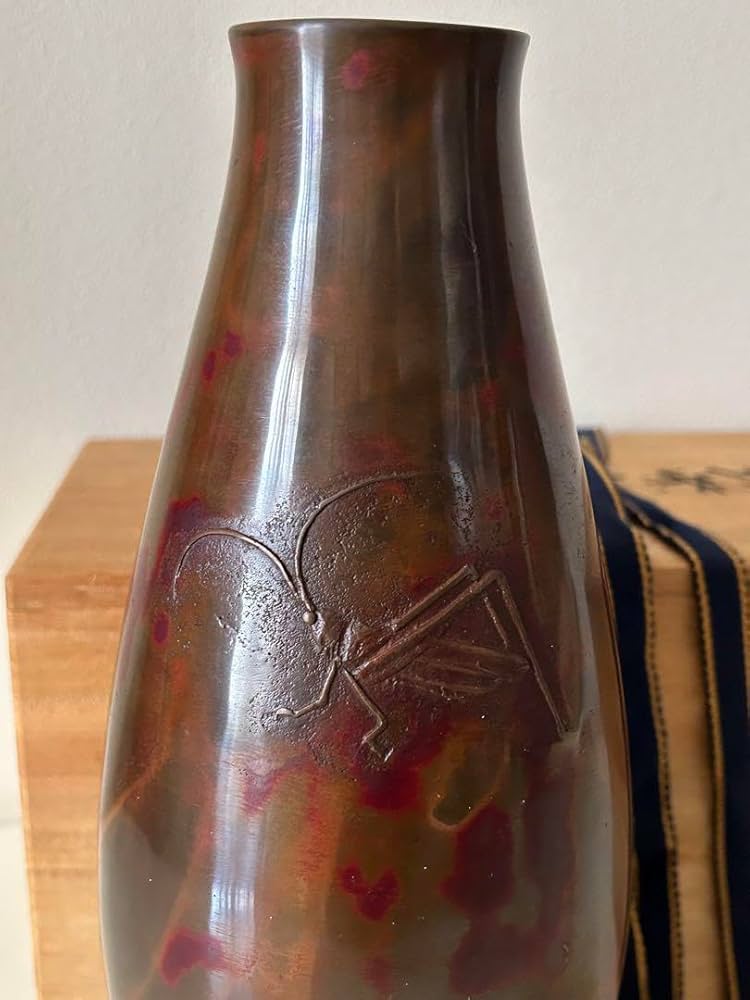 Amazon.co.jp: 蝋型斑紫銅 花瓶 花器 三代晴雲 原惣右衛門 : ホビー