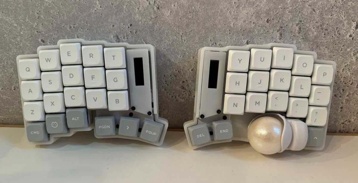 Amazon.co.jp: keyball39 白レジンケース入り スイッチ、キーキャップ