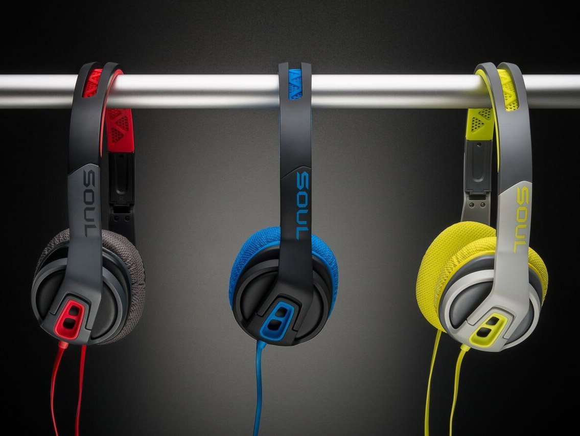 Amazon.co.jp: ソウル ダイナミック密閉型ヘッドホン（ライトニング