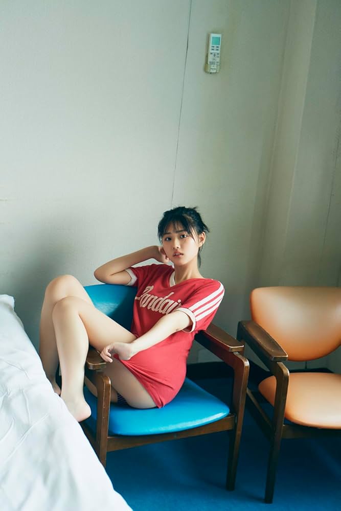 Amazon.co.jp 限定】原菜乃華1st写真集 はなのいろ 限定絵柄ポスト