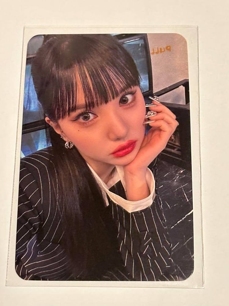 Amazon.co.jp: VIVIZ ウナ トレカ GFRIEND サノク3 : おもちゃ