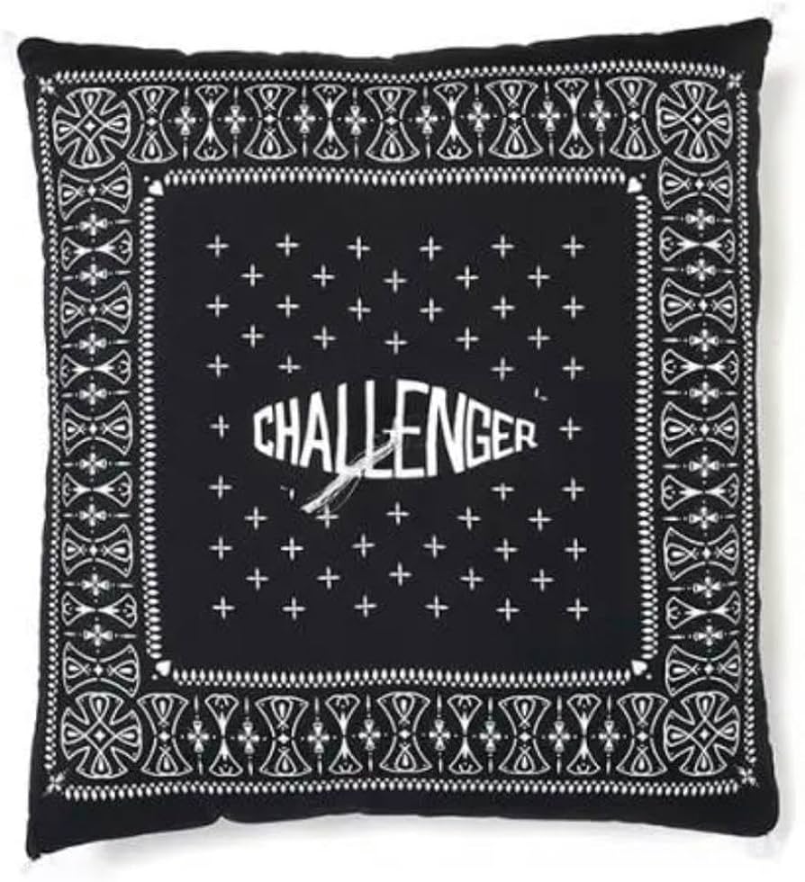 Amazon.co.jp: CHALLENGER BANDANA ZABUTON クッション 座布団 : おもちゃ