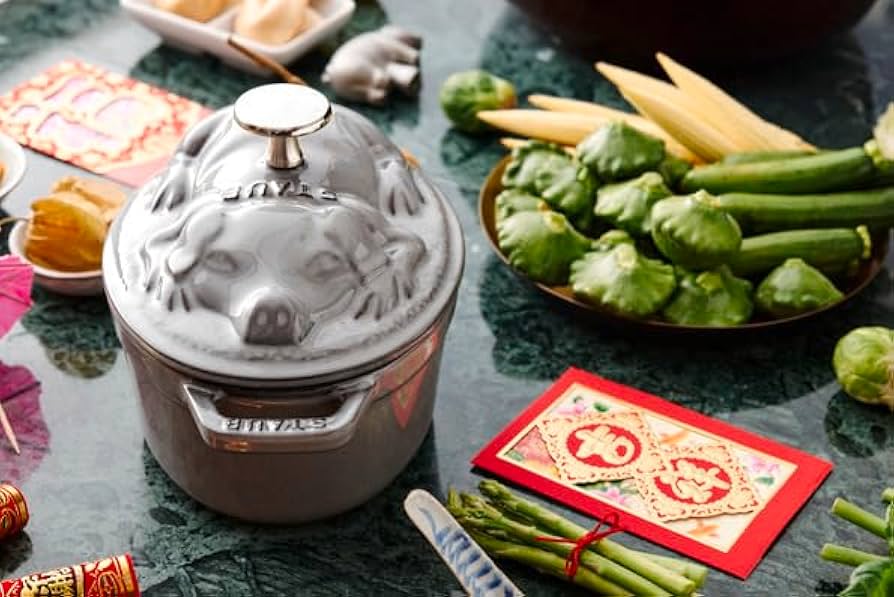 Amazon｜staub ストウブ 「 ピギー ココット グレー 17cm 」 両手 鋳物
