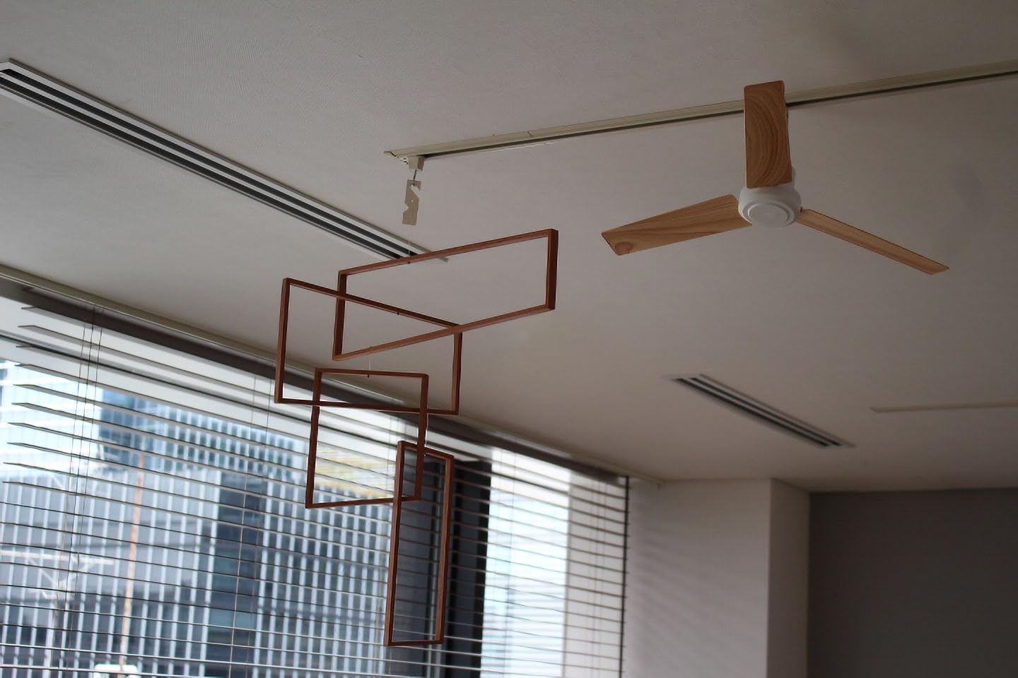 Amazon.co.jp: DUCT RAIL FAN DC Plus 50 (WH x WOOD_NT) Circulator