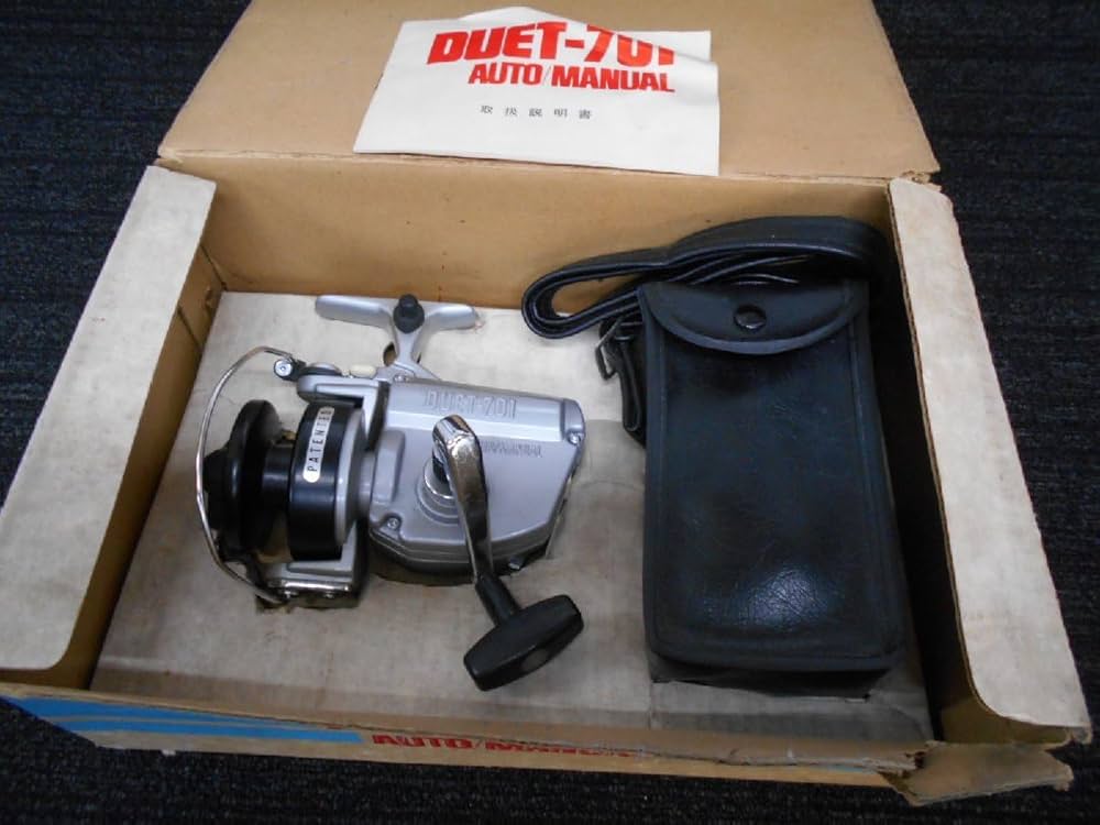 Amazon.co.jp: 電動リールDUET-701電動／手動 スピニングリール世界初
