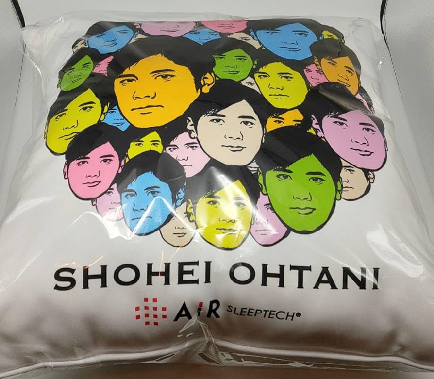 Amazon.co.jp: 大谷翔平 顔だらけ クッション 西川 限定品 : ホーム