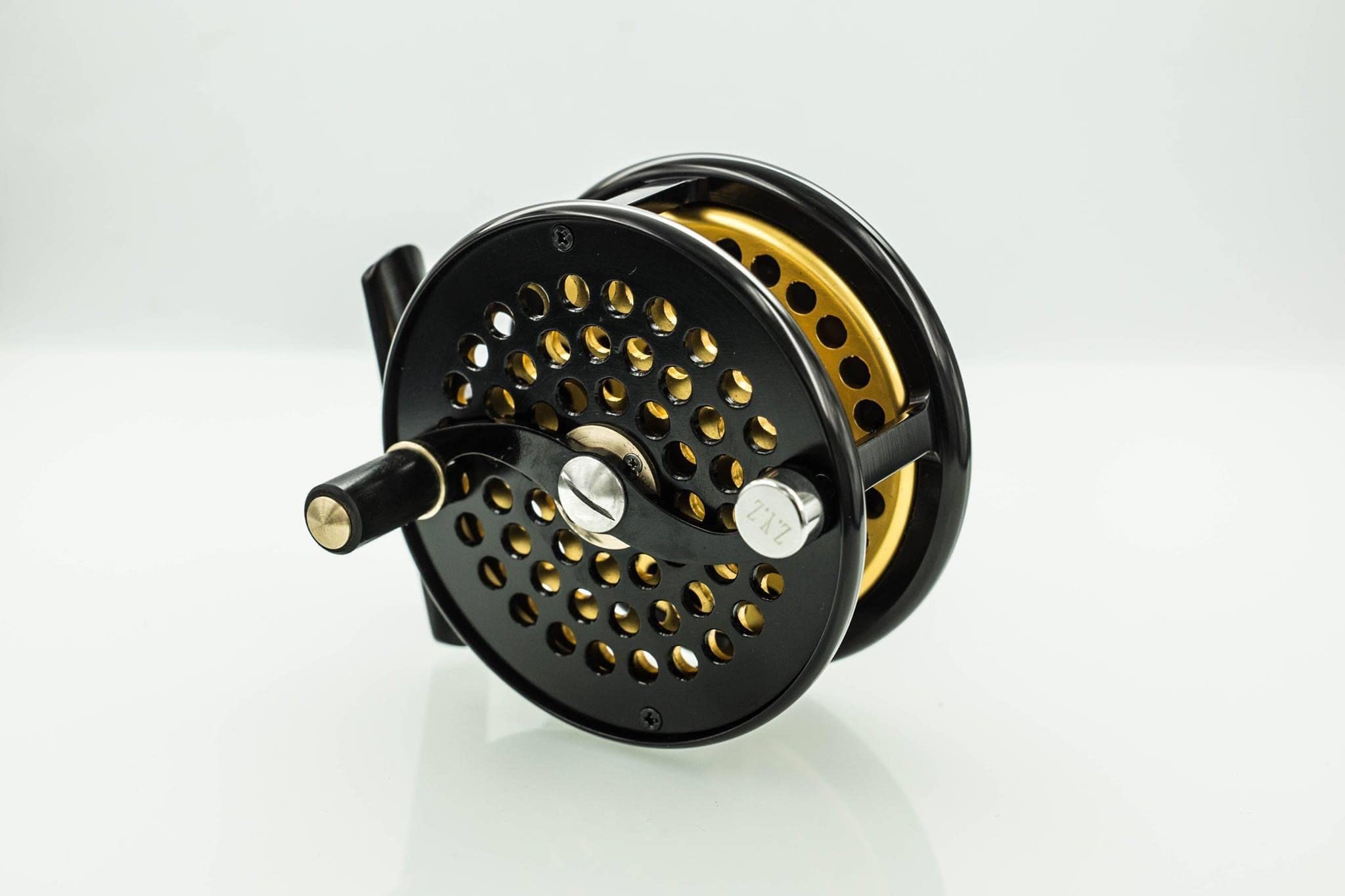 Amazon | ニュークラシック フライフィッシングフライリール #7 / 8 /9