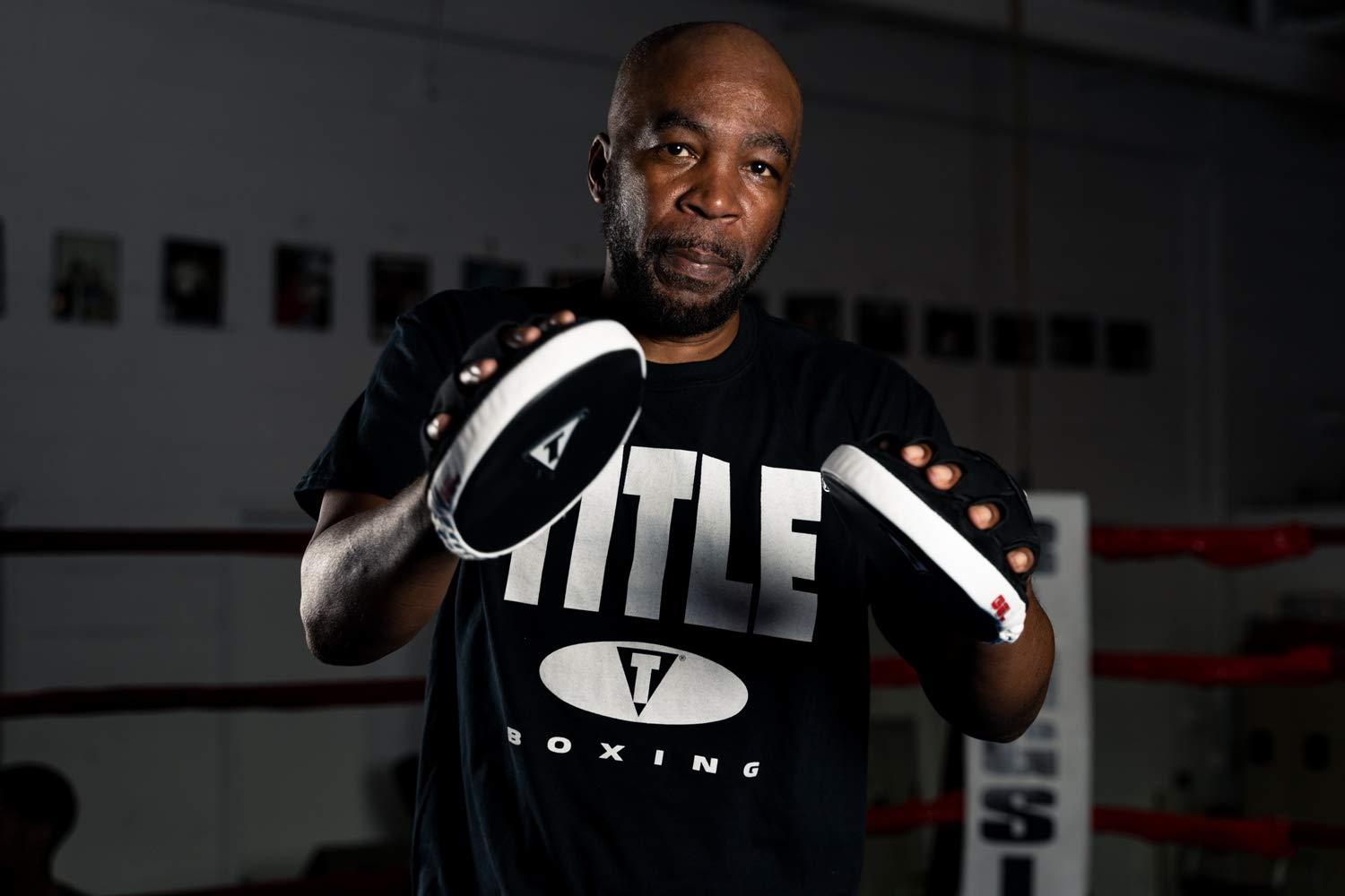 Amazon | Title ボクシング用ジェルテックパンチミット 2.0 ブラック