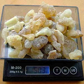 Amazon | フランキンセンス 100％純オーガニック乳香樹脂／塊 オマーン