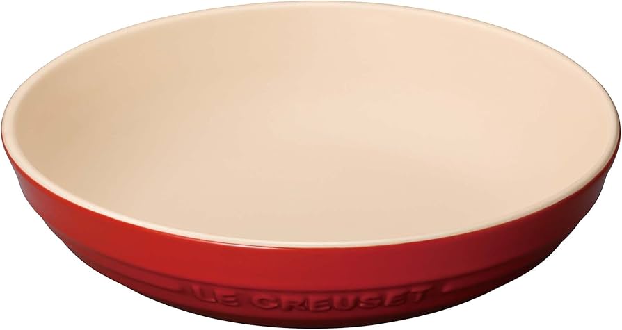 Amazon｜ラウンド・ディッシュ 20cm チェリーレッド｜グラタン皿